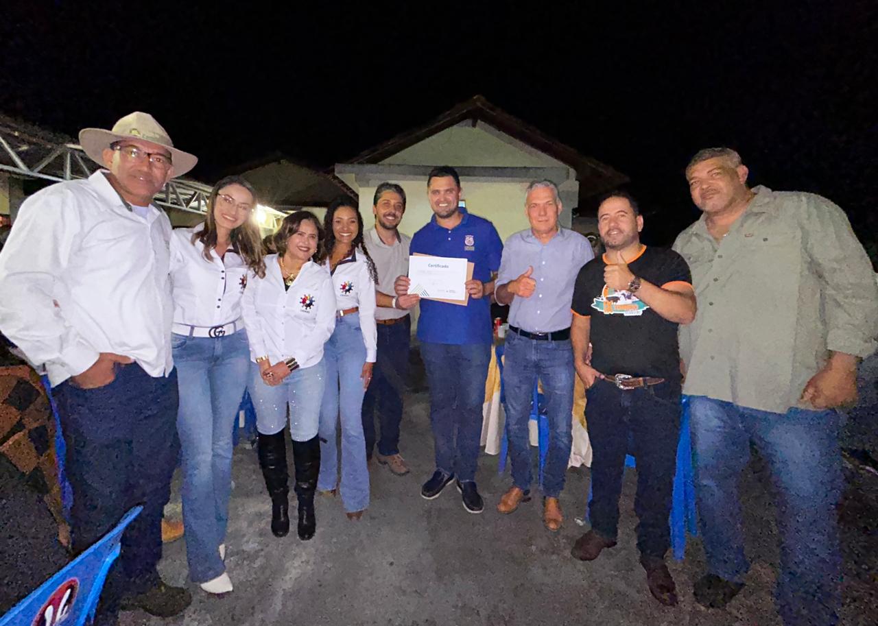 VALORIZAÇÃO DO PRODUTOR RURAL E COMPROMISSO COM A QU...