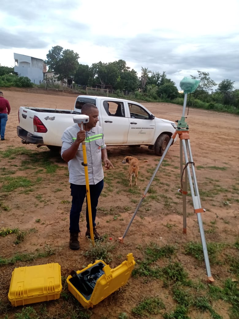 Levantamento topográfico no  município de Berilo