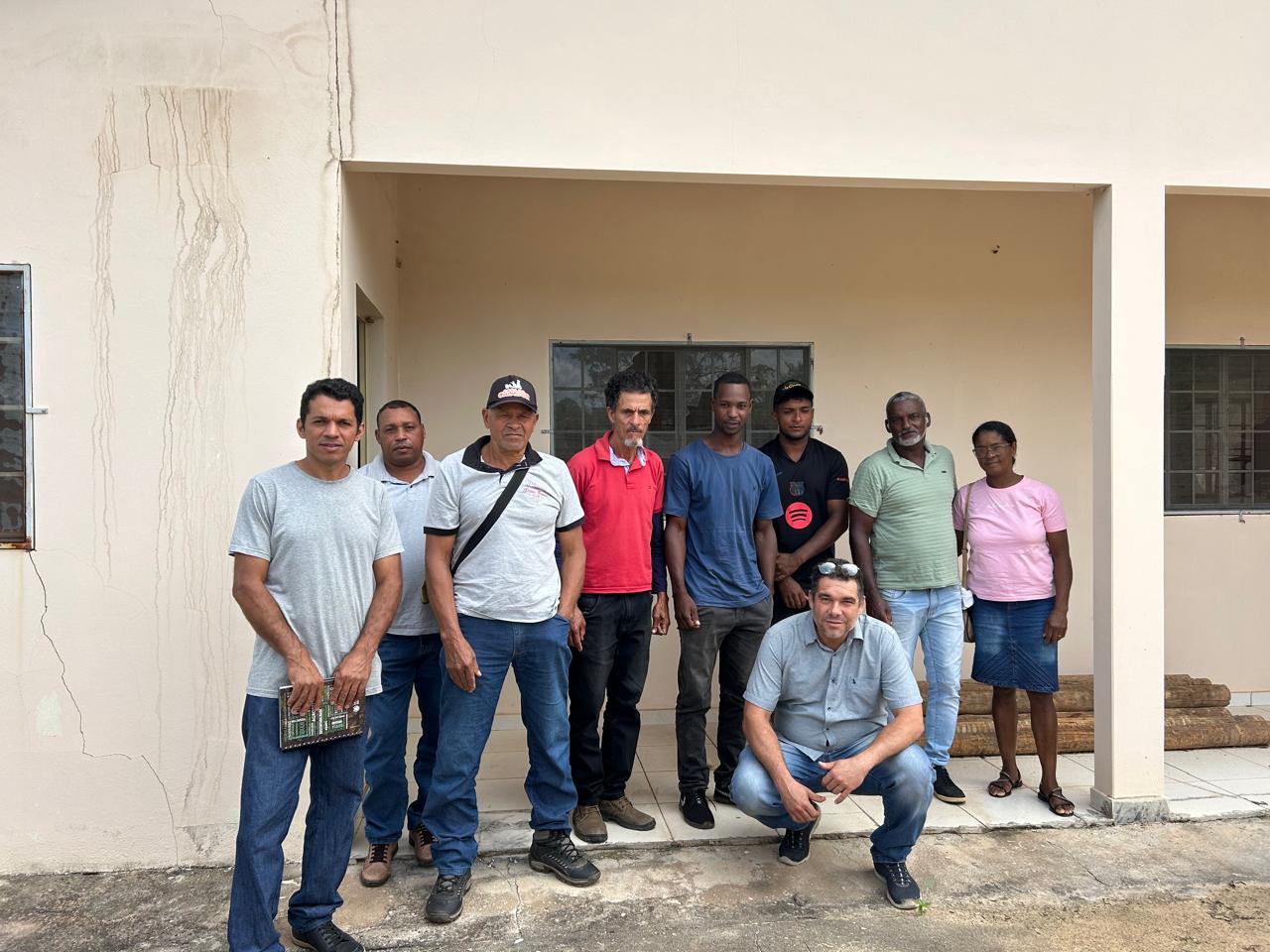 Reunião com apicultores do município de Berilo - sel...