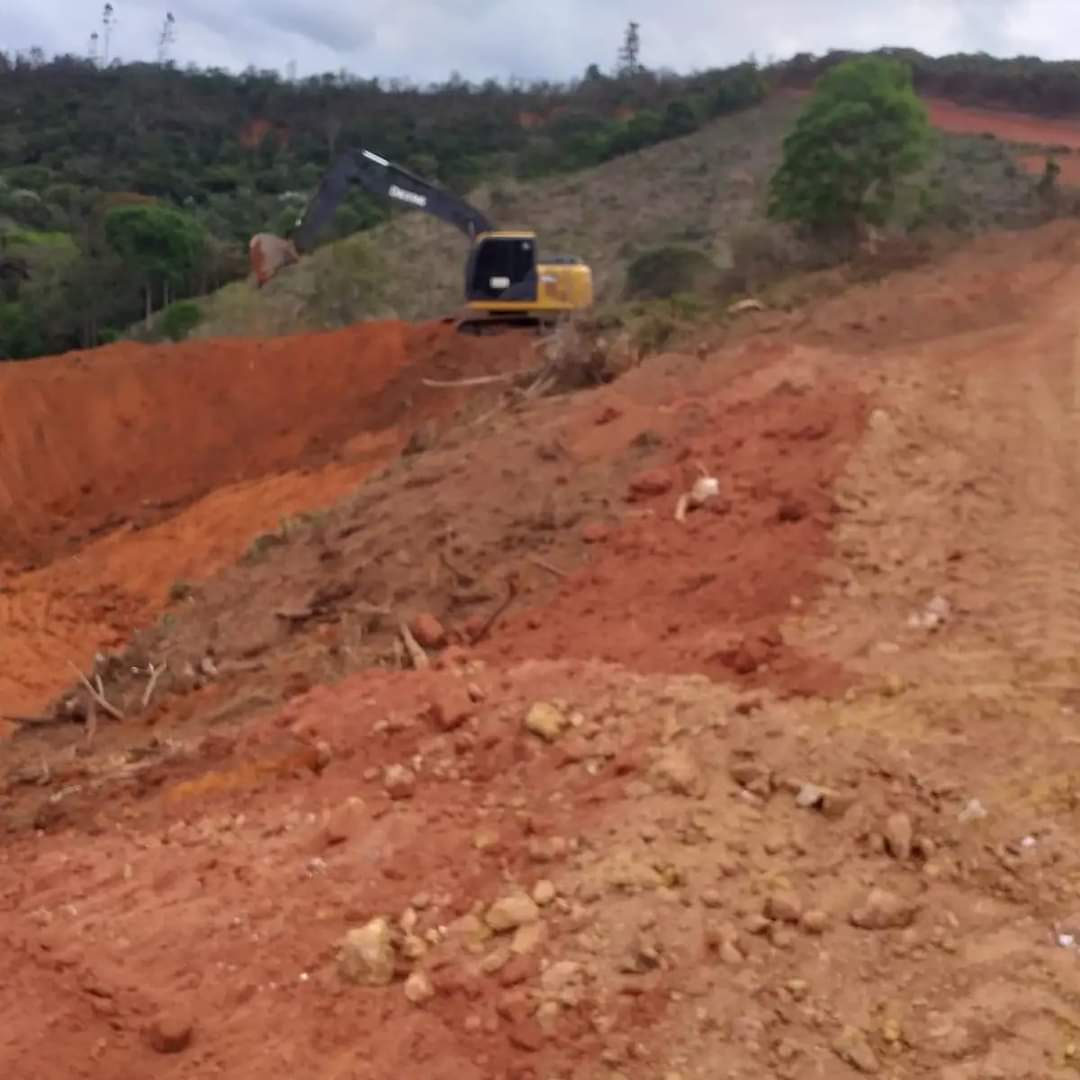 MANUTENÇÕES E OBRAS REALIZADAS EM BUSCA DO MELHOR PA...