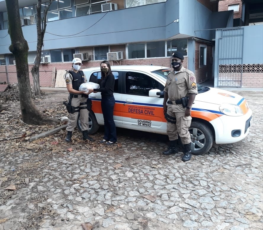 RECEBIMENTO DE 100 CESTAS BÁSICAS DO PROGRAMA DE AJU...