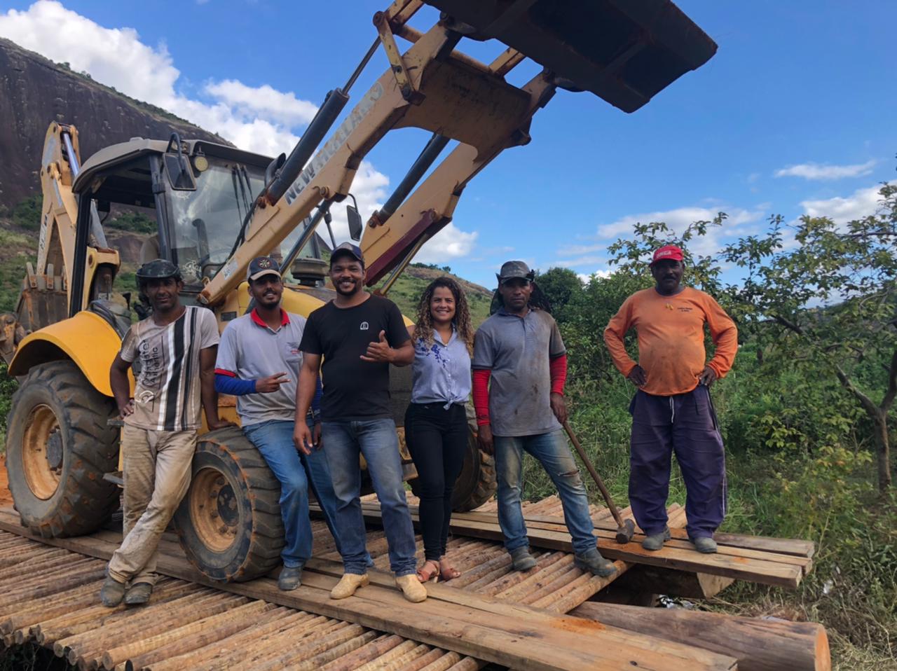 COMUNIDADE DE BAIXA QUENTE RECEBE CONSTRUÇÃO DE PONT...
