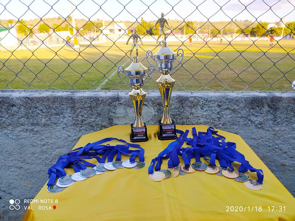AMISTOSO INDÍGENA NO ESTÁDIO PAULETE ORNELAS