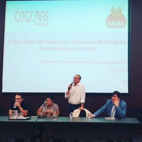 II ENCONTRO MINEIRO DOS GESTORES MUNICIPAIS DE ASSISTÊNCIA SOCIAL II ENCONTRO MINEIRO DOS GESTORES MUNICIPAIS DE ASSISTÊNCIA SOCIAL