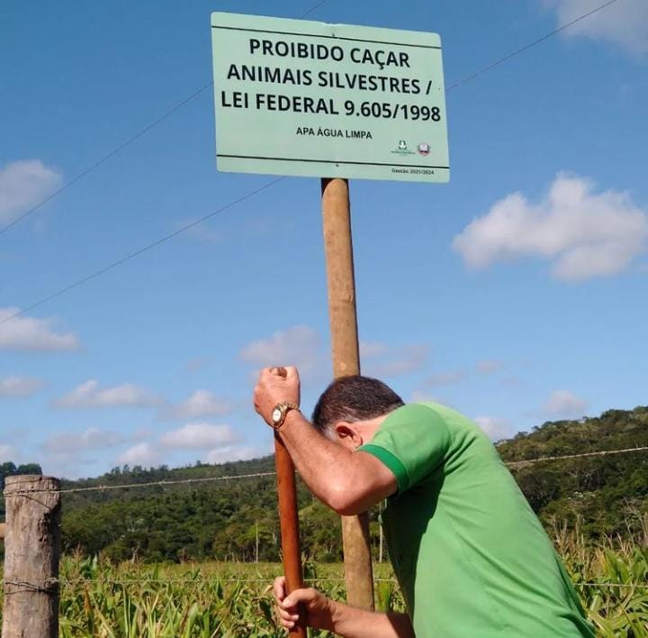 DEPARTAMENTO DE AGRICULTURA E MEIO AMBIENTE DE COLUN...