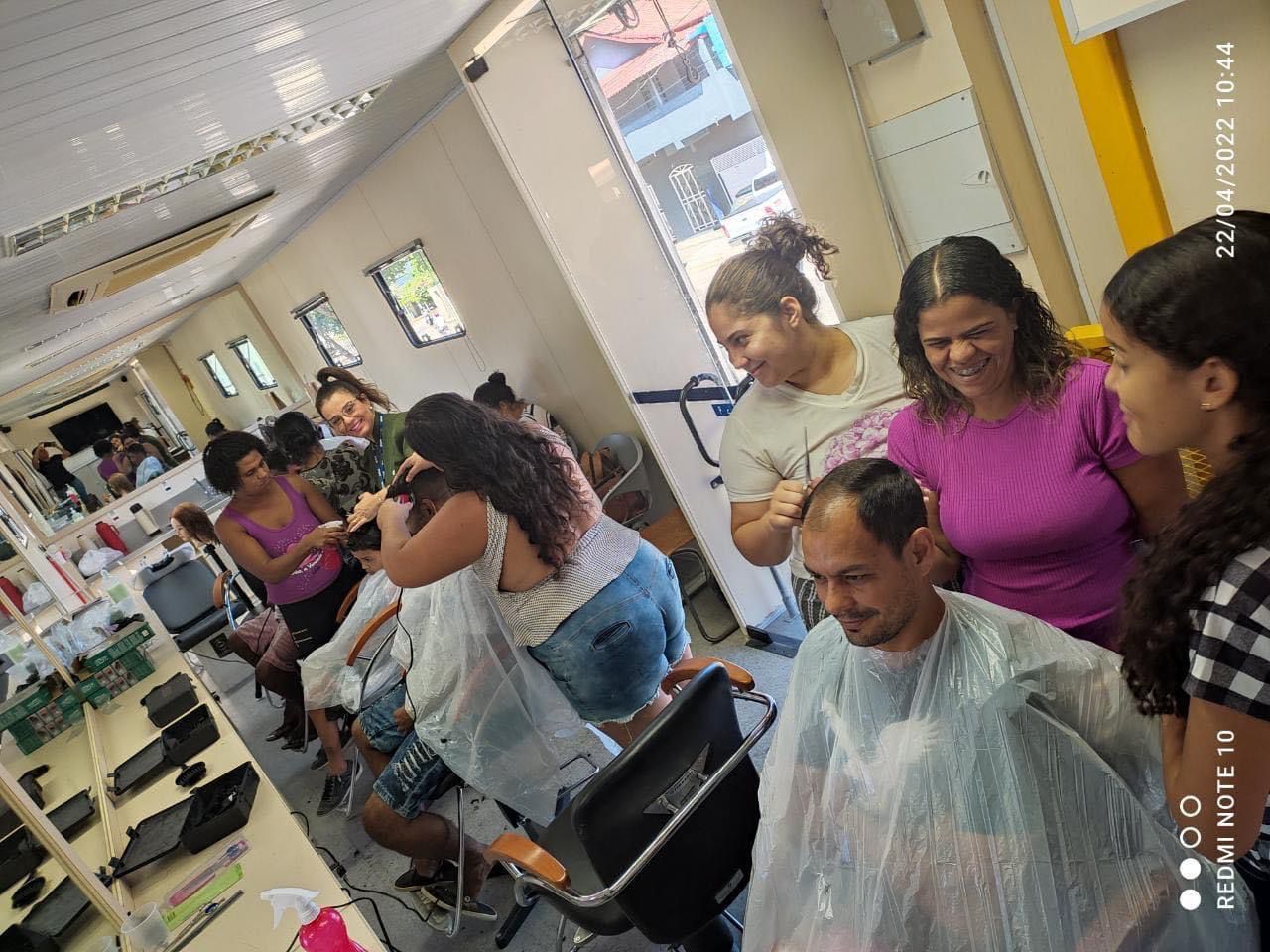 CURSO: CORTE DE CABELO MASCULINO