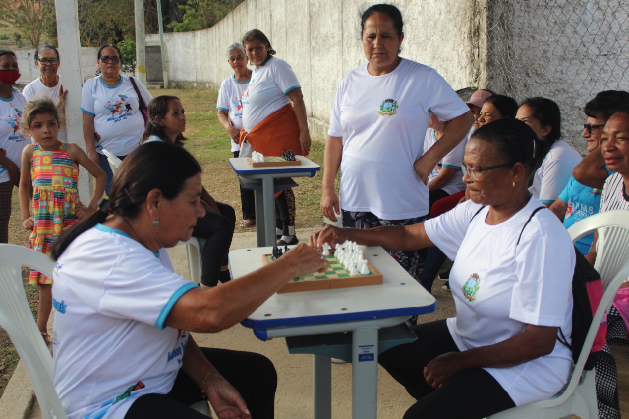 ENCONTRO DO GRUPO "MELHOR IDADE FELIZ" COM O GRUPO "...