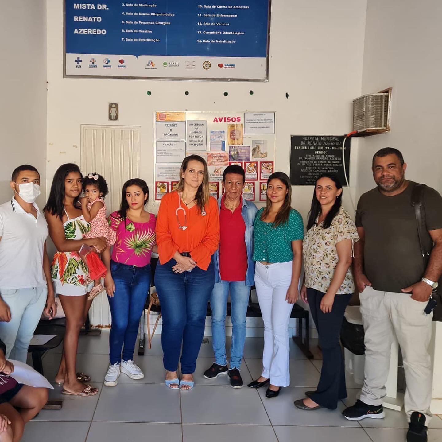 DR. ALEXANDRA BRASIL PEDIATRA E DERMATOLOGISTA ATEND...