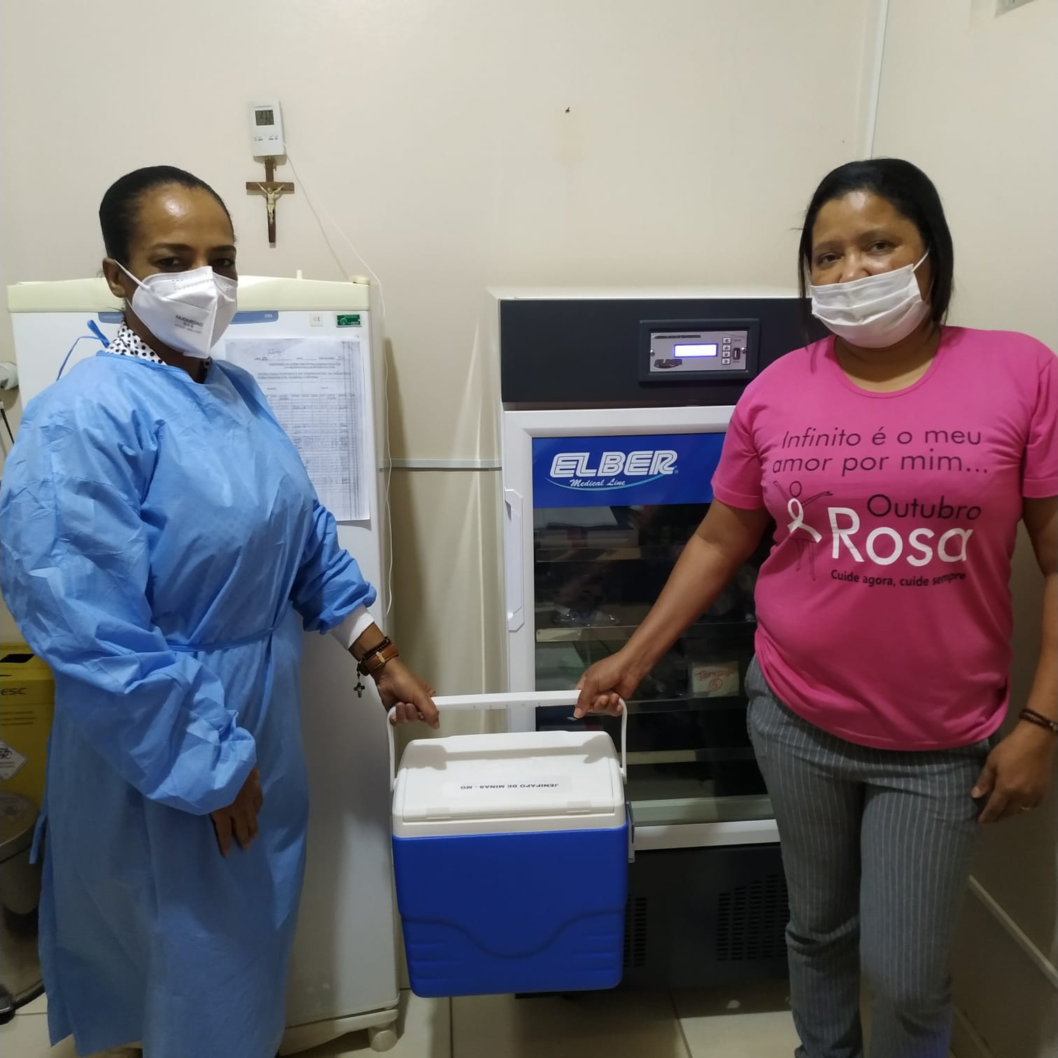 SECRETARIA MUNICIPAL DE SAÚDE RECEBE NOVA GELADEIRA,...