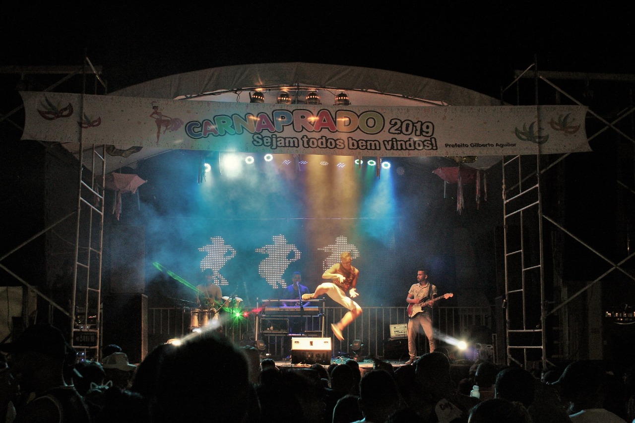 NOITES DE MUITA FOLIA NO CARNAVAL DE RIO DO PRADO MERECE AGRADECIMENTOS. NOITES DE MUITA FOLIA NO CARNAVAL DE RIO DO PRADO MERECE AGRADECIMENTOS.