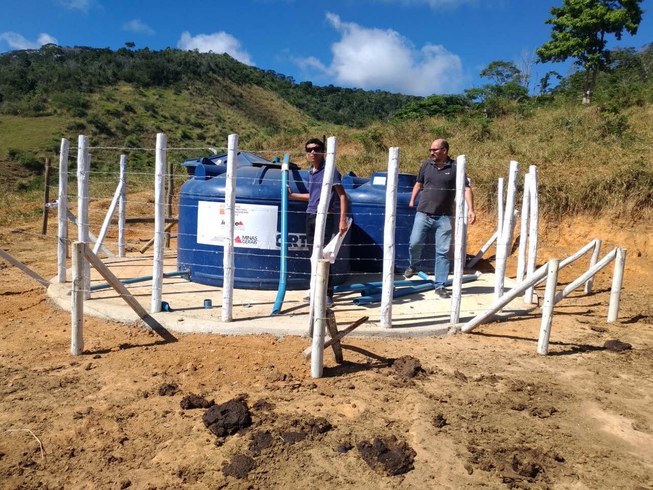 PROJETO QUE LEVA ÁGUA ÀS FAMÍLIAS DA COMUNIDADE DO ESCONDIDO ESTÁ CONCLUÍDO E FUNCIONANDO! PROJETO QUE LEVA ÁGUA ÀS FAMÍLIAS DA COMUNIDADE DO ESCONDIDO ESTÁ CONCLUÍDO E FUNCIONANDO!