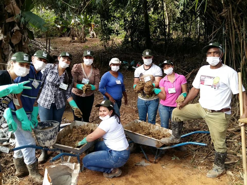 Curso de Recuperação e Proteção das Nascentes Curso de Recuperação e Proteção das Nascentes